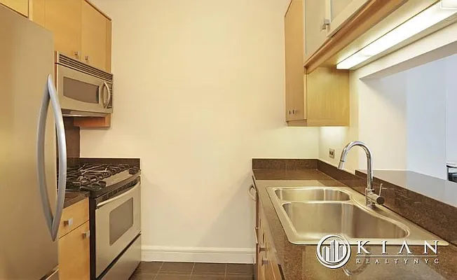 Sold by Kian Realty | media 11