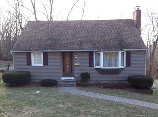 8 Pillsbury Hl, Vernon, CT 06066
