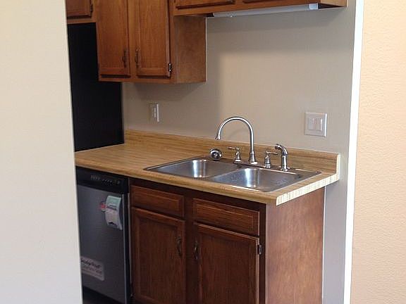 5th image of 1963 Rolling Ridge Dr #1963
