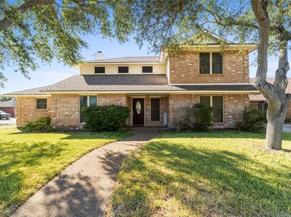 214 Sandpiper Dr, Portland, TX 78374