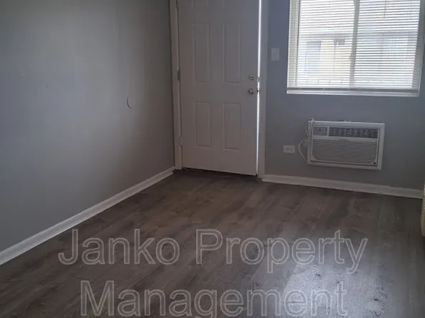 3351 Commercial Ave, South Chicago Heights, IL