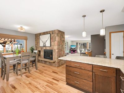 9850 Xerxes Curv S, Minneapolis, MN, 55431