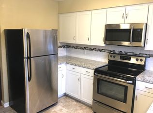 2339 Rockspring Rd, Toledo, OH 43614