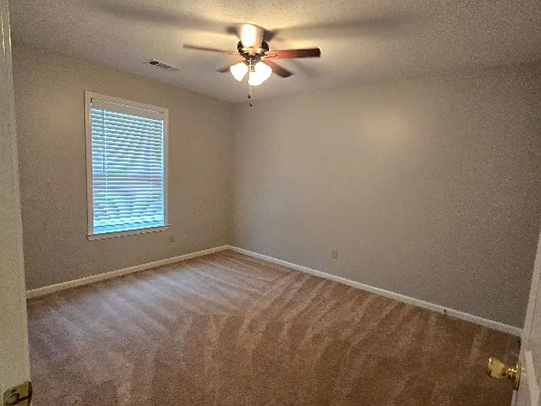 3015 Milkyway Dr — Photo 11