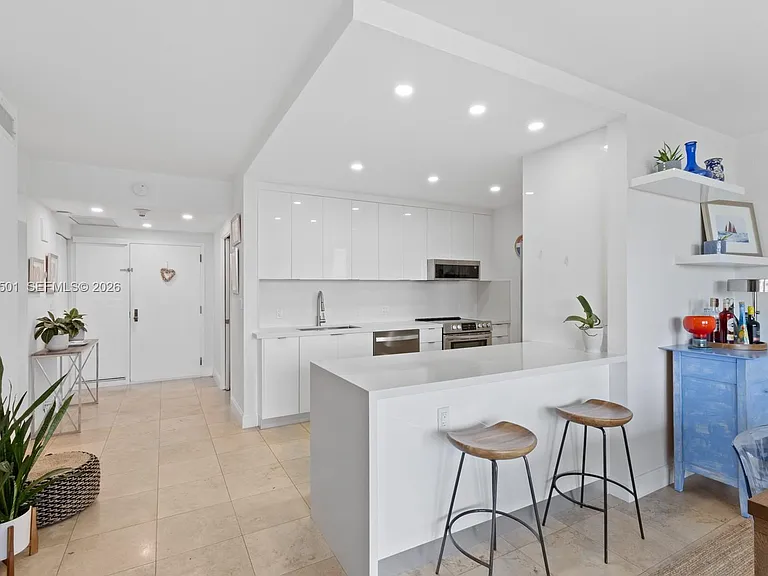 161 Crandon Blvd #317 — Photo 9