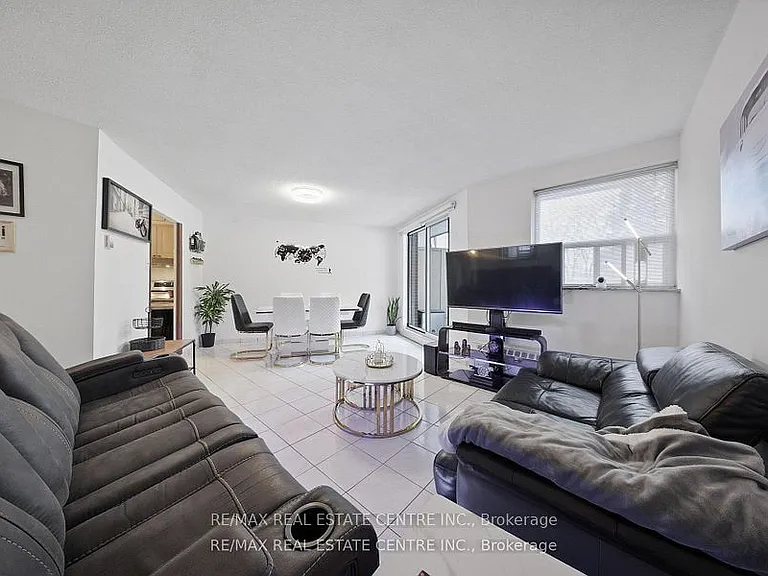 3577 Derry Rd E #207 — Photo 12