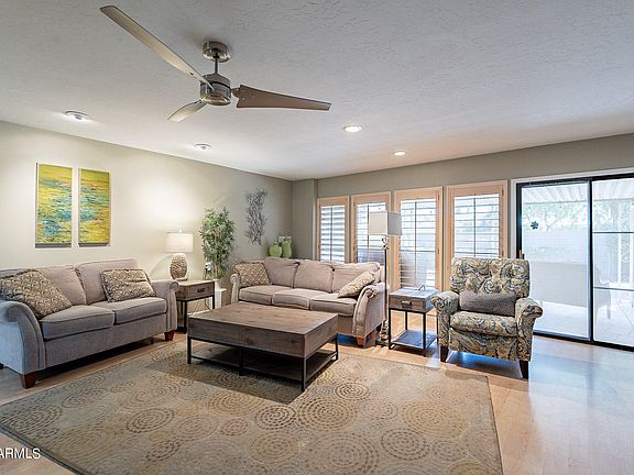 3rd image of 4833 N 75TH Way