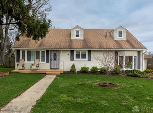 1270 Virginia Dr, Tipp City, OH 45371