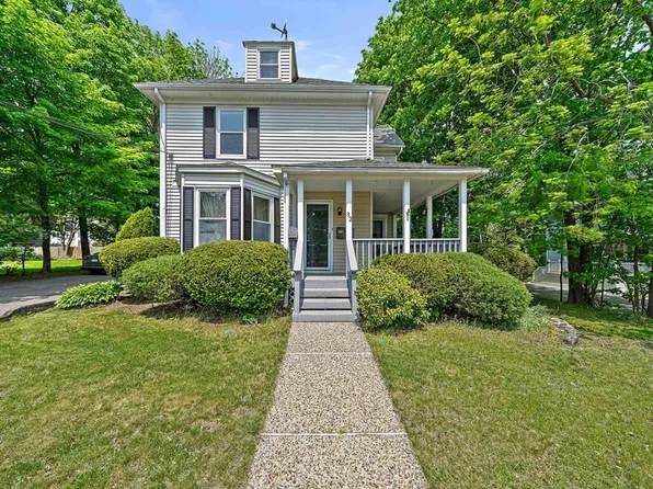 32 Massachusetts Ave, Walpole, MA 02081