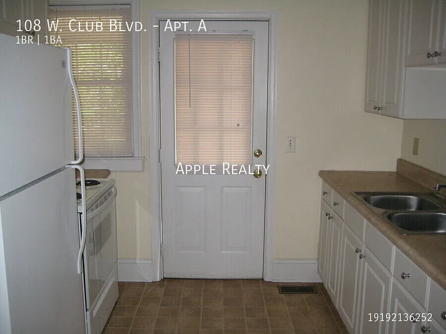 Building Photo - 108 W Club Blvd #A
