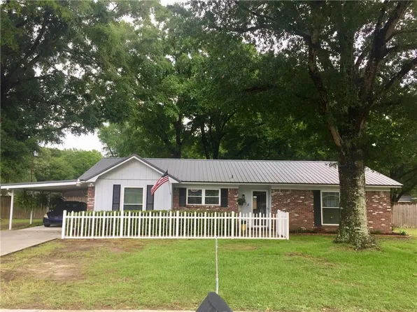 5908 Ryals St, Satsuma, AL 36572