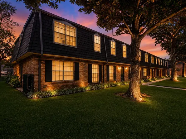 9001 Gaylord St APT 4, Houston, TX 77024