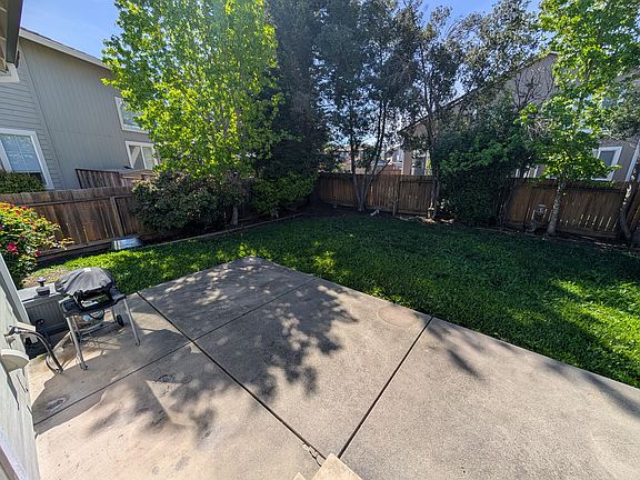 5th image of 1531 Marlin Pl