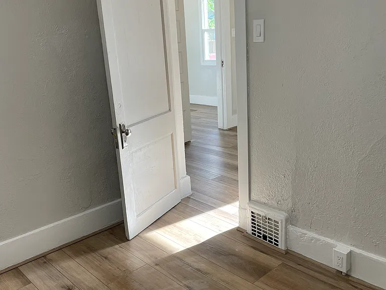 1446 N Verbena St — Photo 11