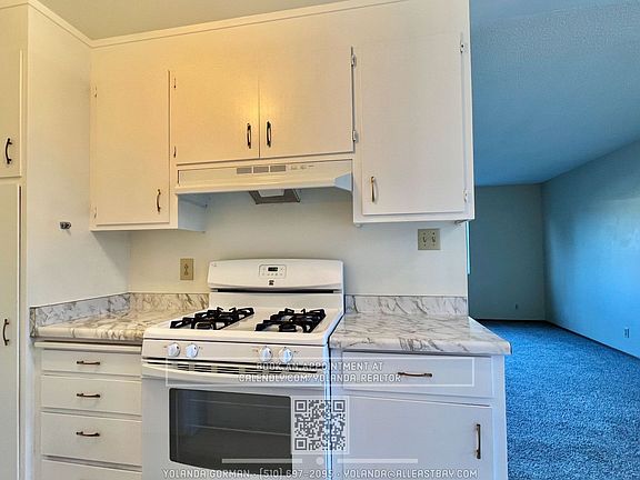 3rd image of 815 Kains Ave APT 4