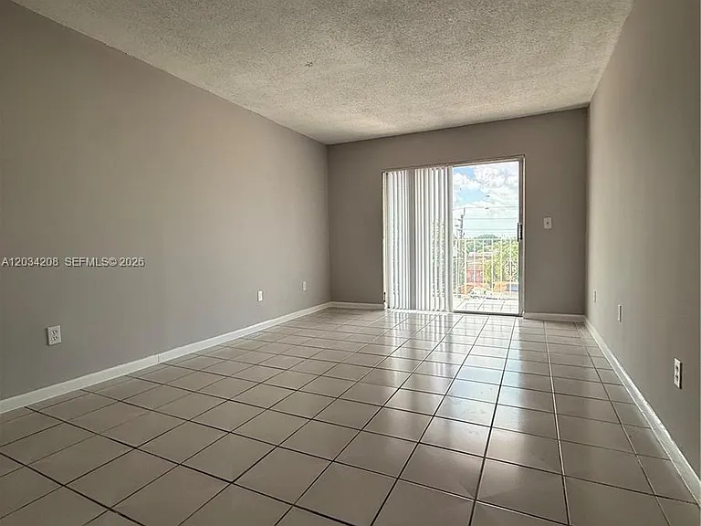 6820 W Flagler St #407 — Photo 15
