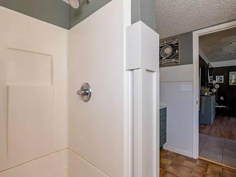 1722 Cross St #C — Photo 9
