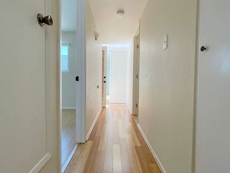 2414 Richmond Way — Photo 19