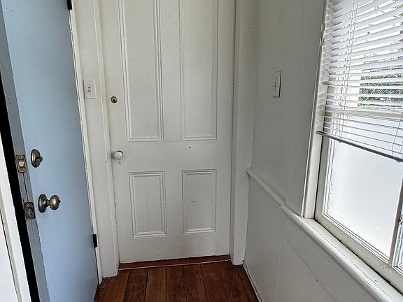 3rd image of 3530 Magazine St #B