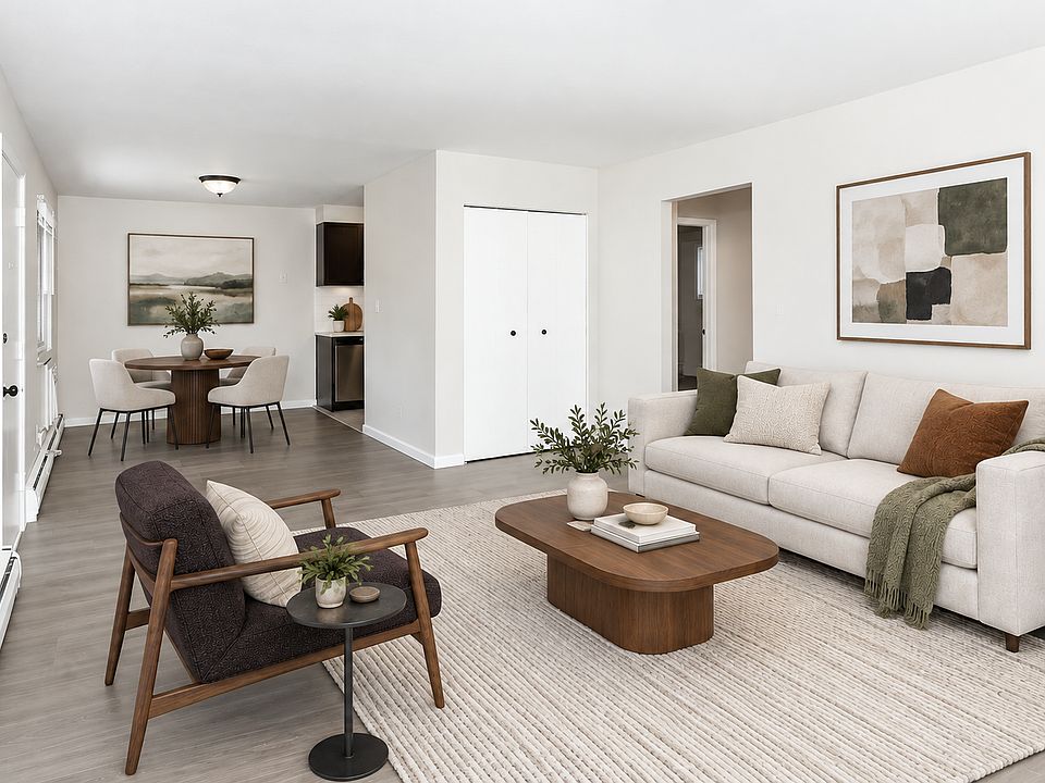 1st image of 3330 Greenfield Rd #22