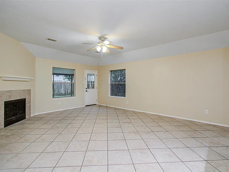 16835 Carbridge Dr — Photo 22