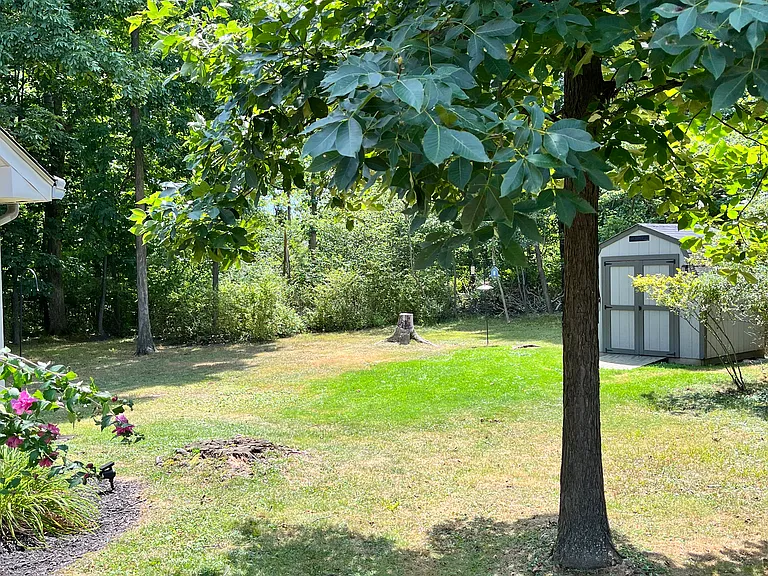 360 Arbor Ct — Photo 30