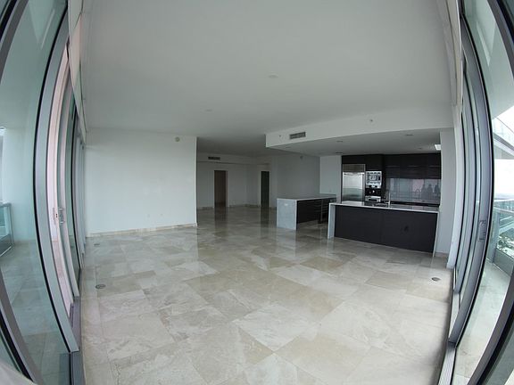 2nd image of 900 Biscayne Blvd #Ph6009