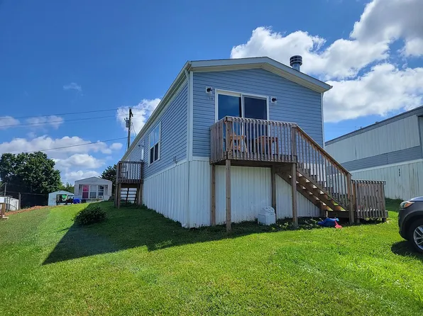 111 Desimone Dr, Maryville, TN 37801