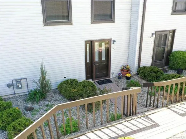241 S Water St Unit 15, East Windsor, CT 06088
