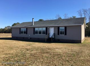 7027 Roslin Farm Rd, Hope Mills, NC 28348