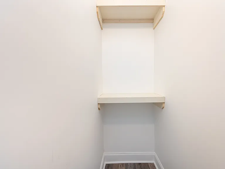 400 S Sanford St #A — Photo 6