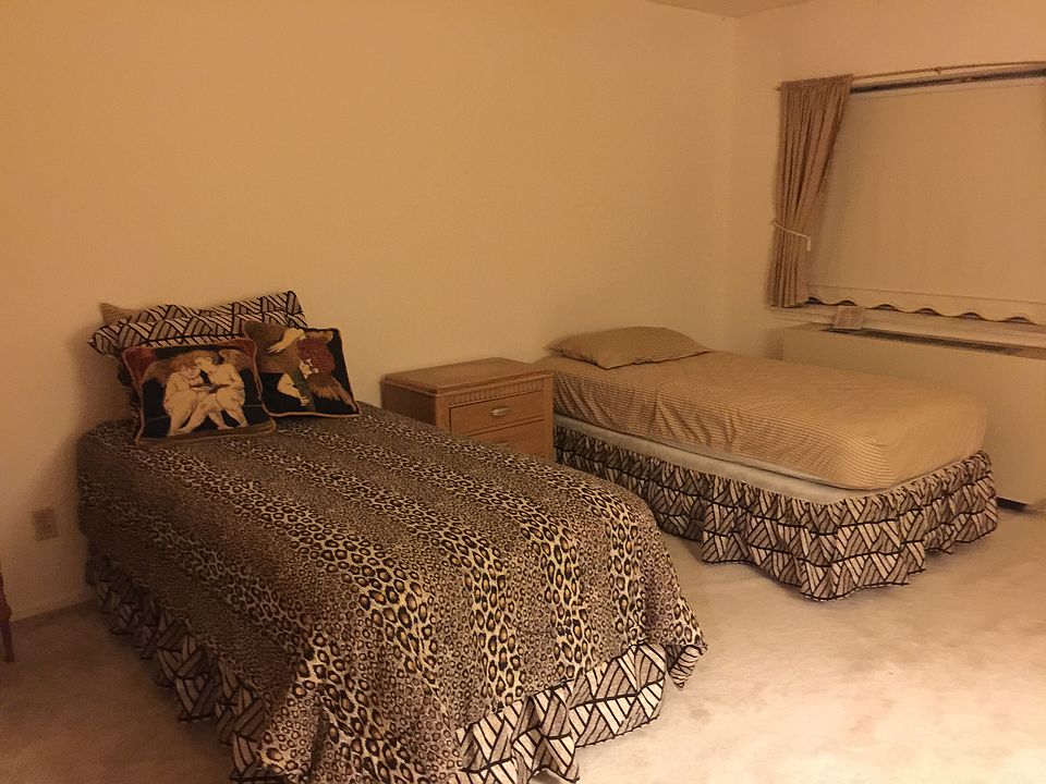 Large Bedroom