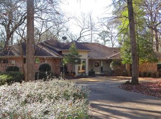 226 Peaceful Woods Trl, Holly Lake Ranch, TX 75765