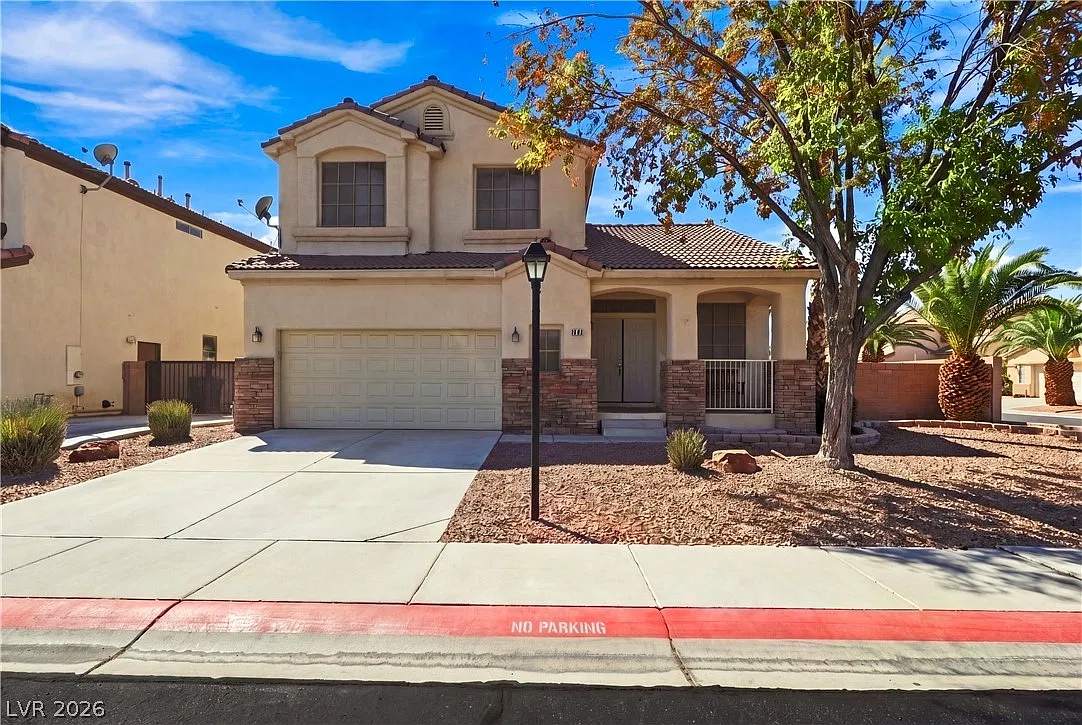 3 bed, 2.5 bath, 1892 sqft, $2,175 — Photo 1
