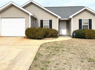 322 Grand Ave, Bonaire, GA 31005