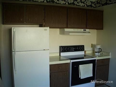 5th image of 31654 Wixson Dr