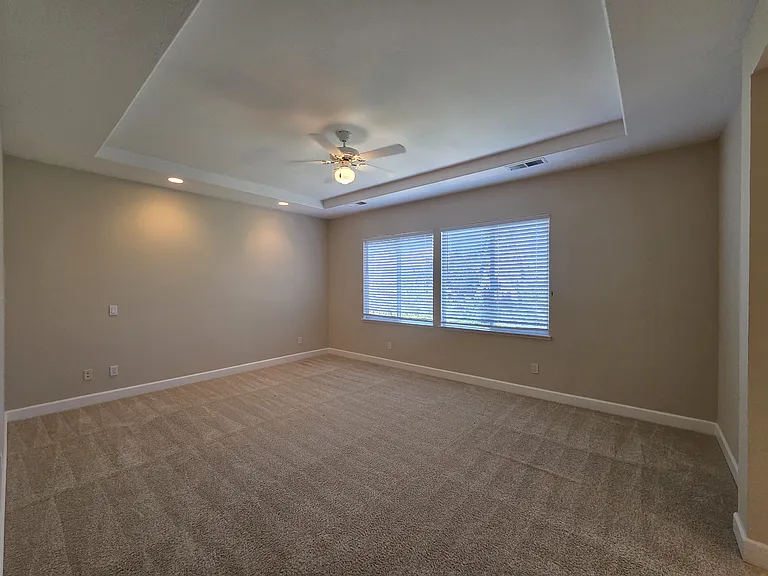 1406 Yukon St — Photo 41