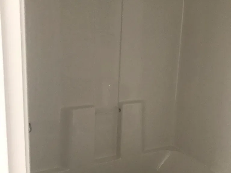 1501 Memorial Ave #3 — Photo 5