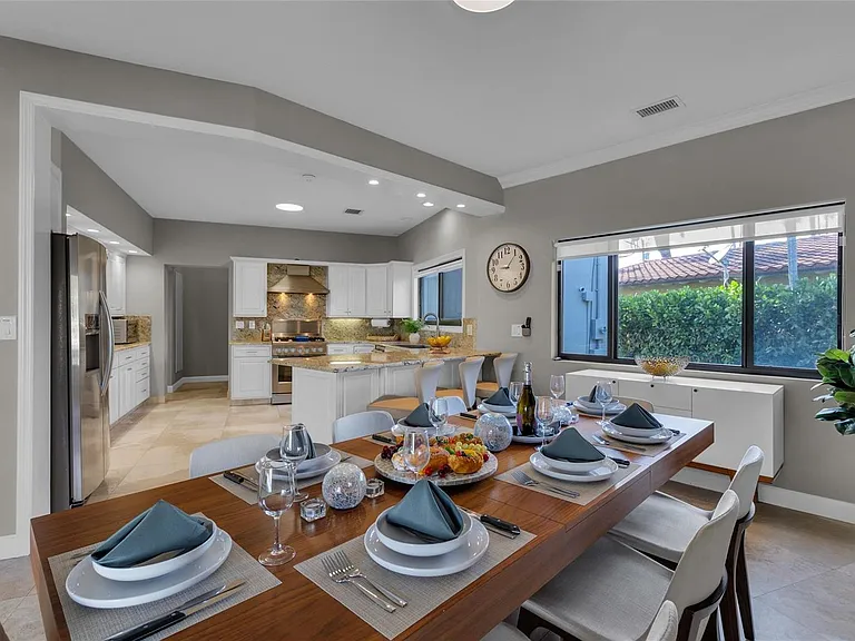 616 Riviera Isle Dr — Photo 4