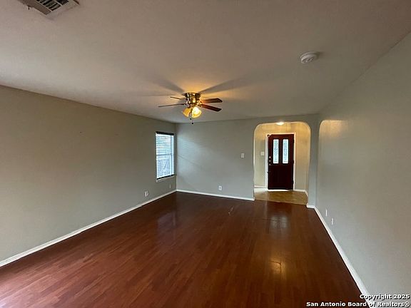 5th image of 6660 RICHLAND PL