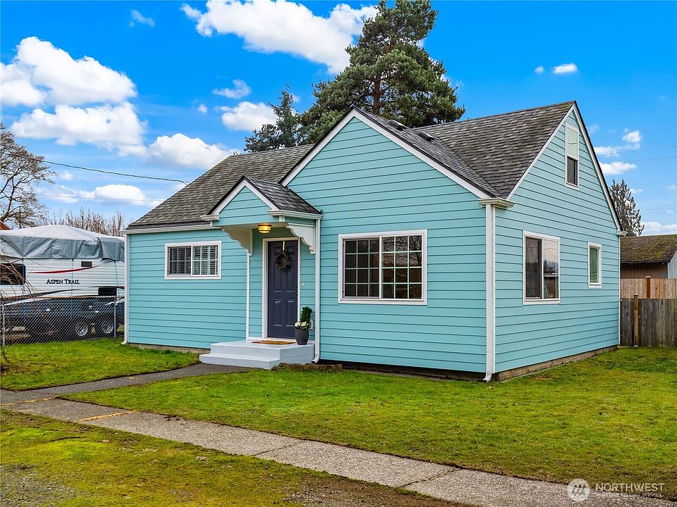 1st image of 922 5th Avenue NW