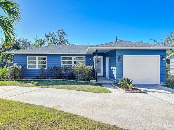 1688 Bahia Vista St