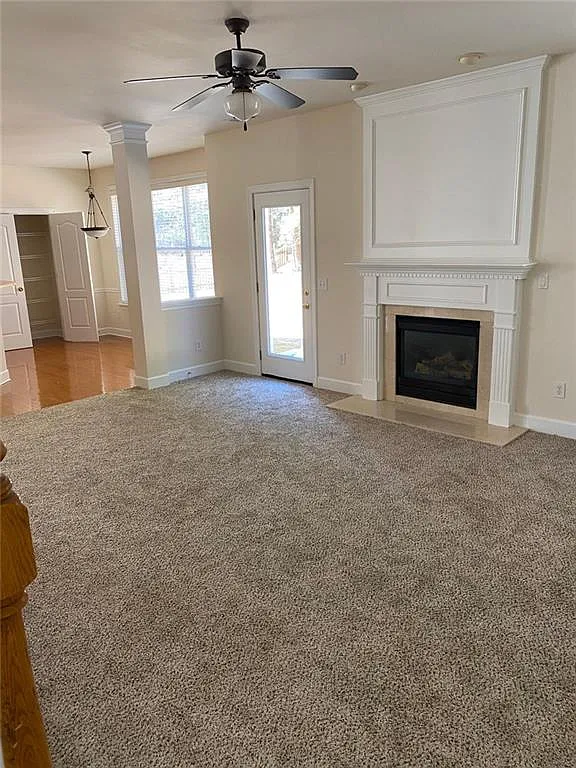 4 bed, 2.5 bath, 3400 sqft, $2,750 — Photo 2
