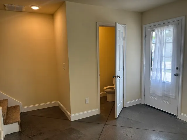 1200 Davis St #1 — Photo 2