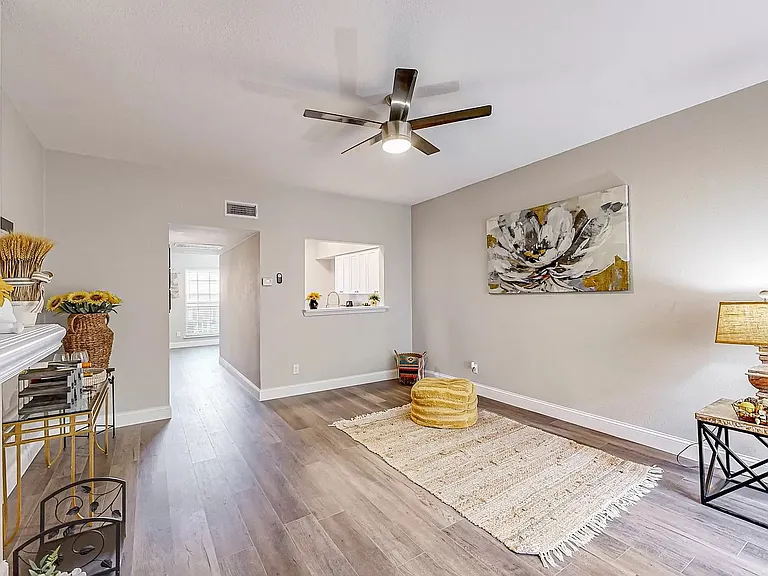 12921 Abrams Rd #401 — Photo 17