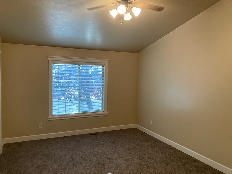 157 W Bamberger Way — Photo 20