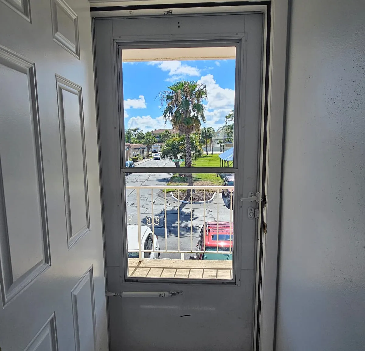 2 bed, 800 sqft, $1,200 — Photo 1