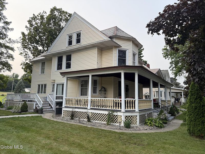 3rd image of 3 Pearl Street