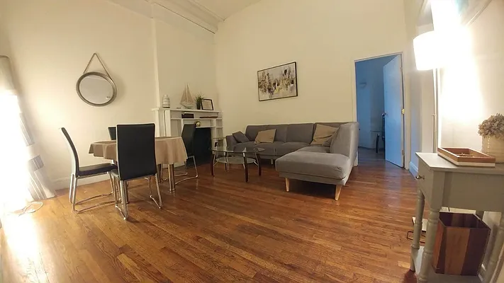 Rented by Guidance Realty Corp. | media 8