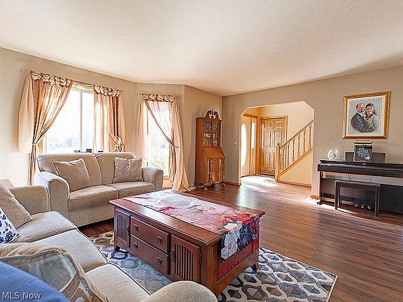 3rd image of 21564 Jonathan Dr